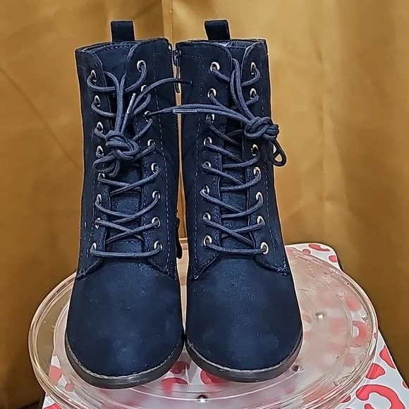 B Journee Collection style NEW w/o Box or tags Women's Baylor boots suede sz 7 - Picture 6 of 11